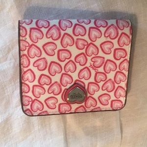 Small pink heart coach wallet